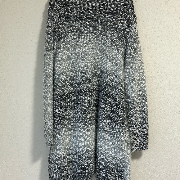 NWT Bobeau Harper Eyelash Gray Open Cardigan Size 1X Stunning - Picture 8 of 9